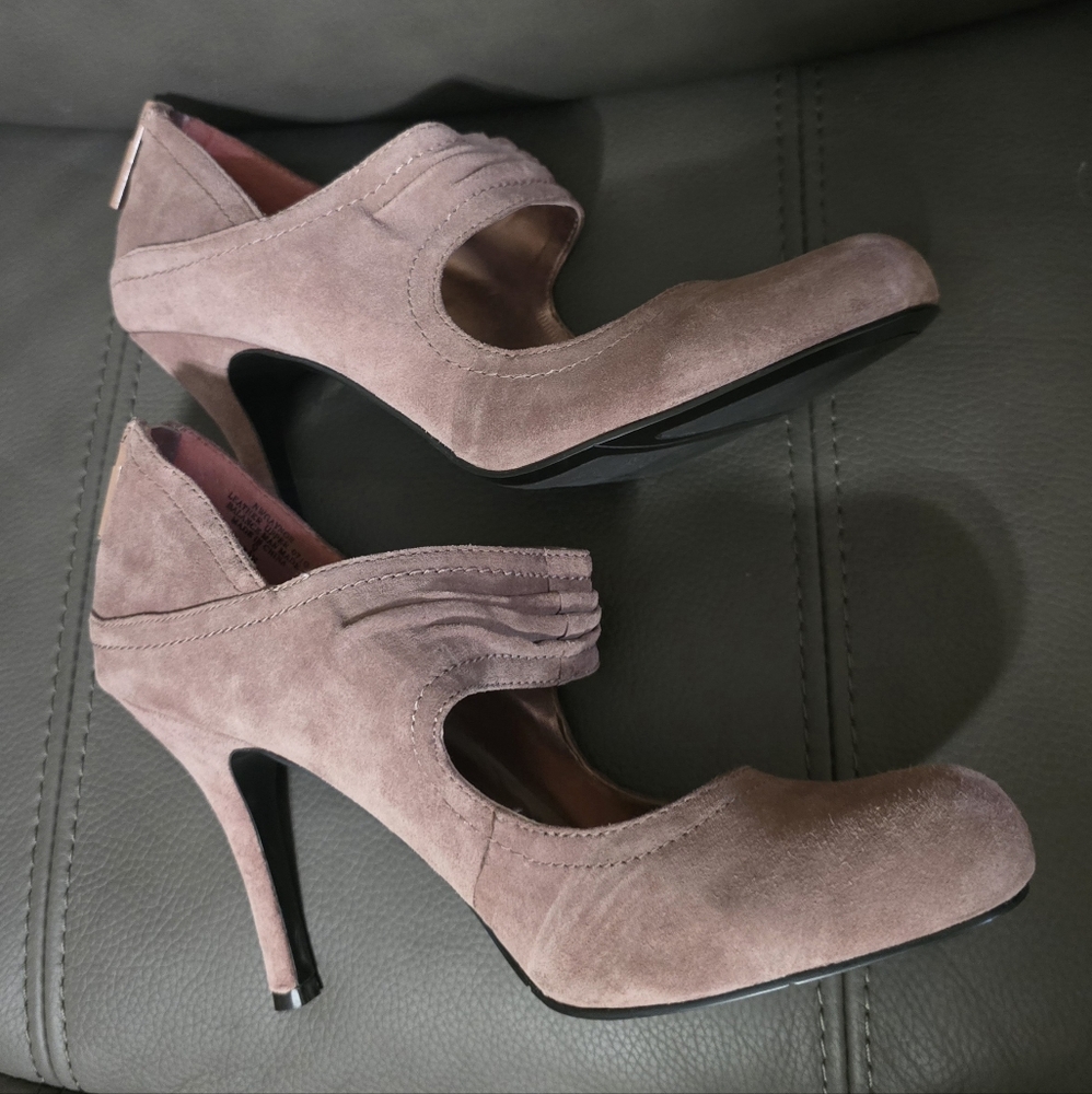 Nine West Mauve Heels